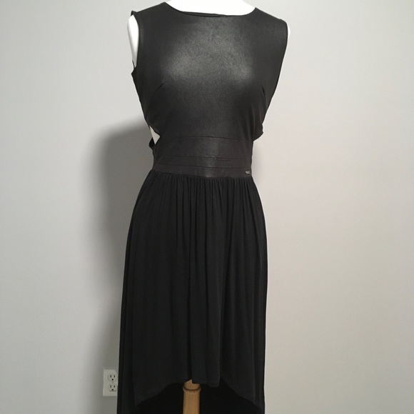 Guess dress - Picture 1 of 10